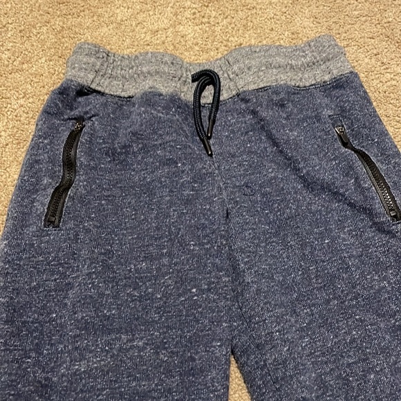 Capsule Sweats - Picture 2 of 6